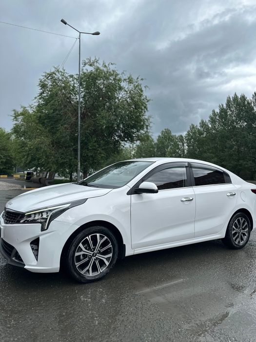Продам Kia RIO 2022