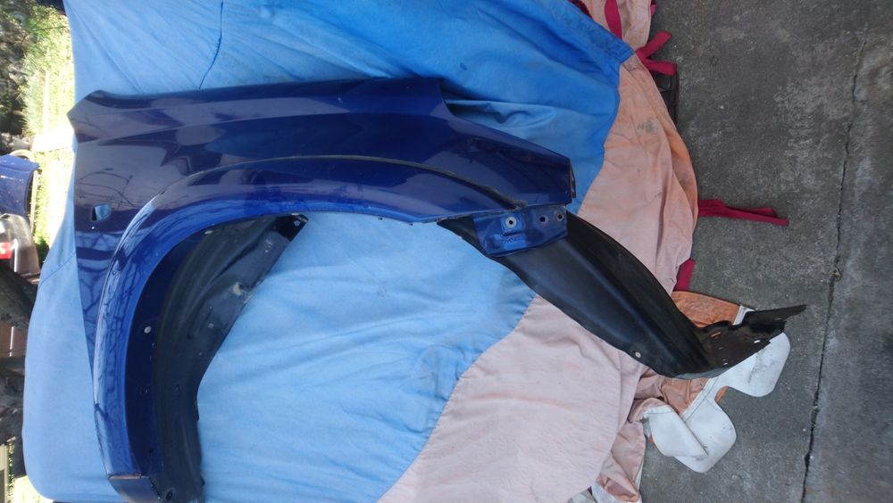 Преден капак  Тойота рав 4 2005