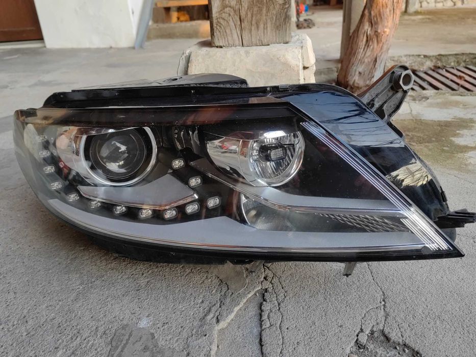 Фар VW Passat CC Bi-Xenon LED десен / Фар Пасат ЦЦ Оригинален