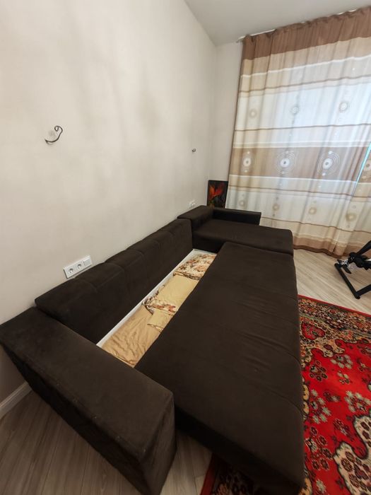 Продам диван в отличном состоянии