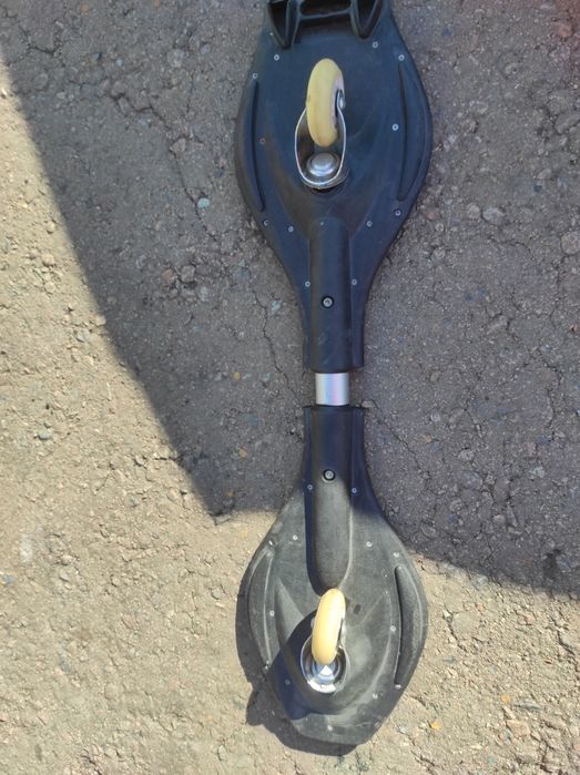 Скейт двух колесный