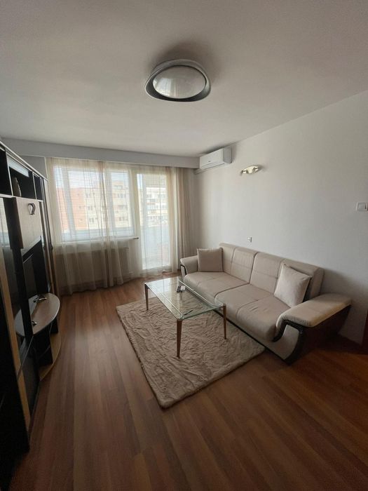 Apartament ultracentral de închiriat