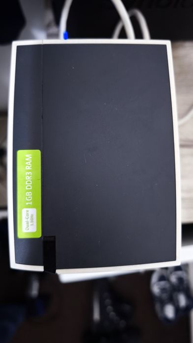 NAS Qnap TS-228 + HDD Seagate 2TB