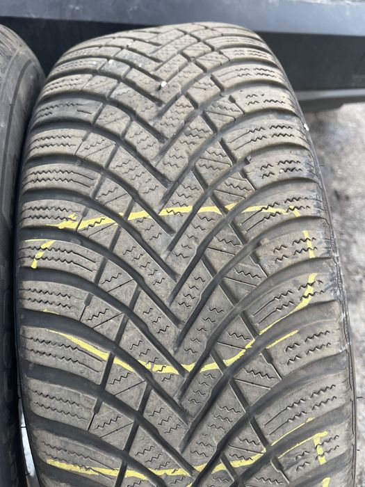 Roti complete cu jante din aliaj si anvelope de iarna volvo/ford