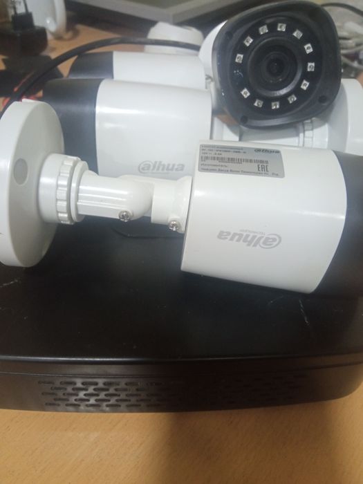 Гибридный AHD/IP видеорегистратор 4 канала