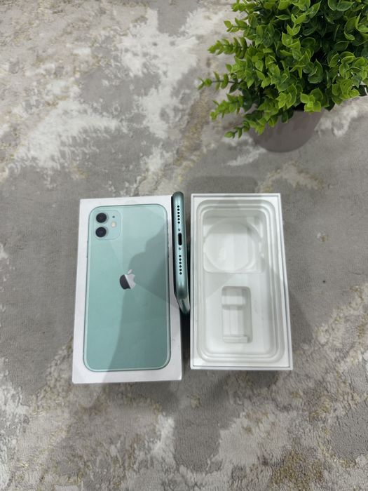 Продам iPhone 11 идеал