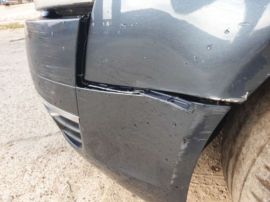 Bara Spoiler Fata Dezechipata FARA Grila Si Emblema cu Defect Audi A6 C6 NFL Non Facelift 2004 - 2008 Culoare LZ7R [K1890]