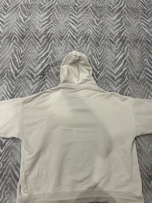 Кофта на замке с капишоном