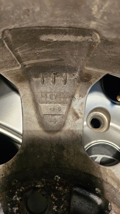 Jante Aliaj 15' 5x114.3  OEM Hyundai I30 anvelope iarna 195/65/15