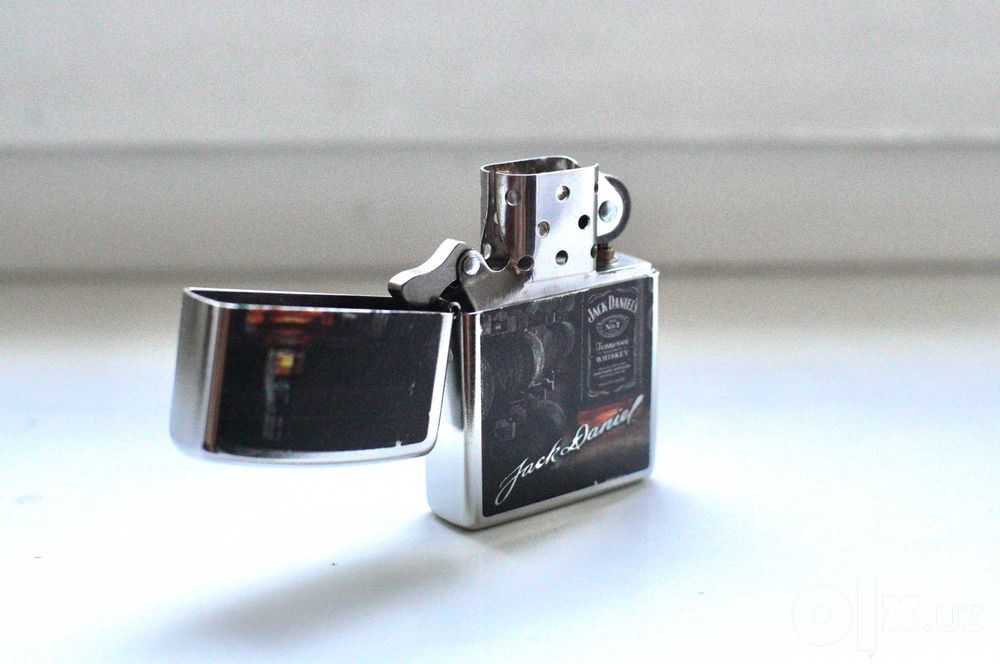 Оригинальная зажигалка Zippo