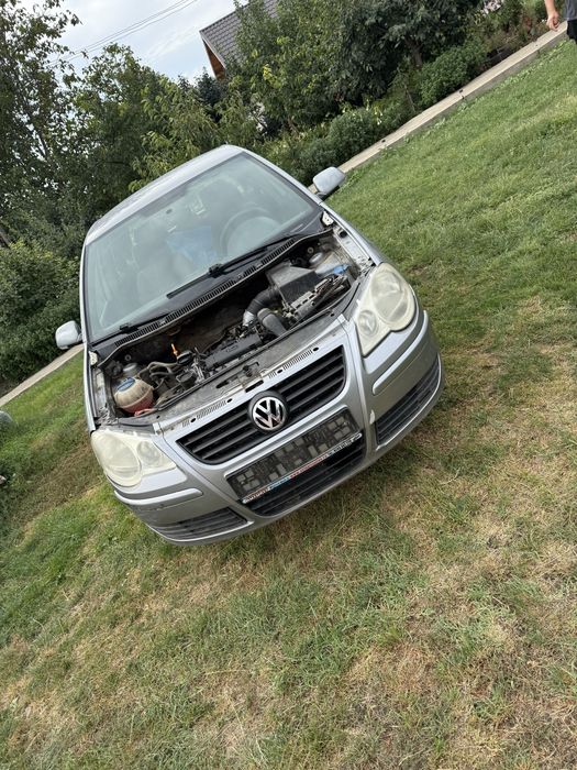 Dezmembrez vw polo 9N