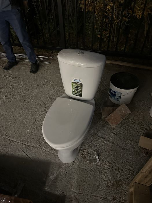 Унитаз туалетный
