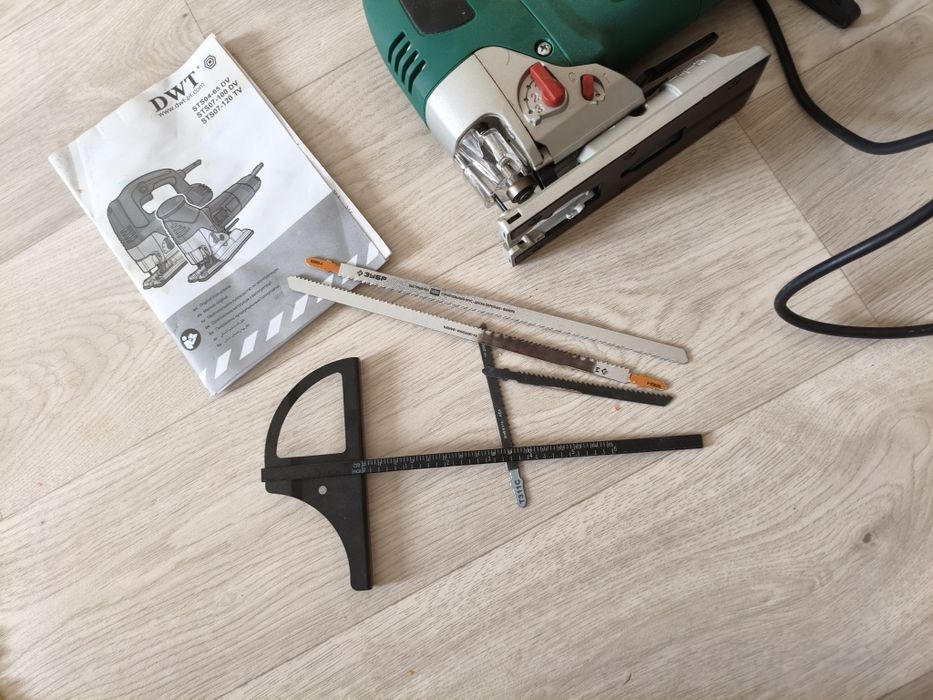 DWT лобзиг продается