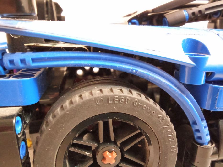 LEGO TECHNIC 42123 оригинал