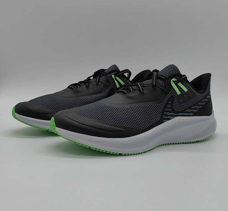 NIKE Quest 3 Shield
