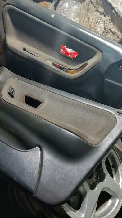 Хундай Соната 3 дверные карты.