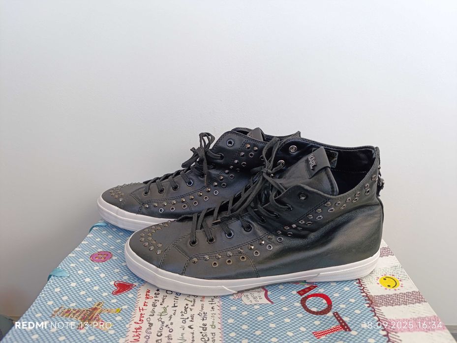 ''Karl Lagerfeld''оригинални мъжки сникърси 46 номер