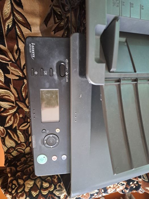 Принтер Canon MF4430 не цветной!