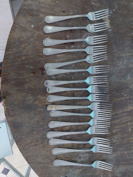 Продаётся посуда по 3,500 сум