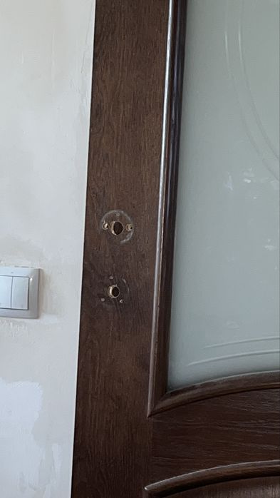 Двери для дома со стеклом