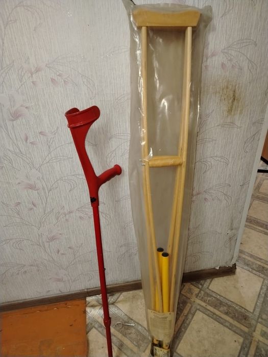 Костыли новые продам