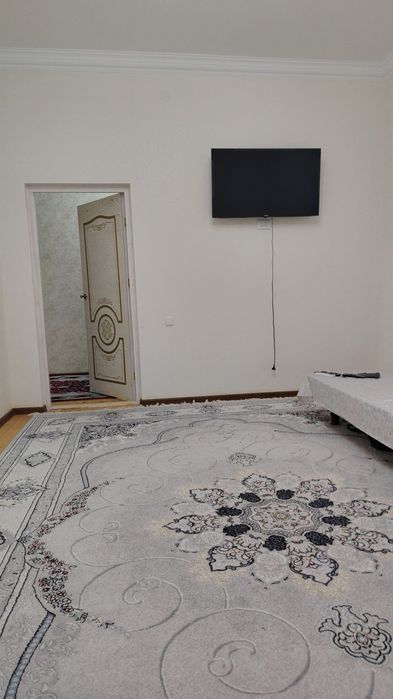 Урганч шахар марказида 2 хонали кв ижарага берилади