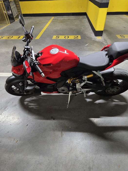 Ducati streetfigter v2 2023 Variante auto