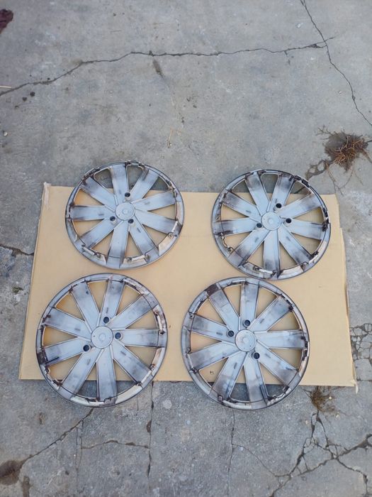 Set capace originale vw pe 16 in stare foarte buna