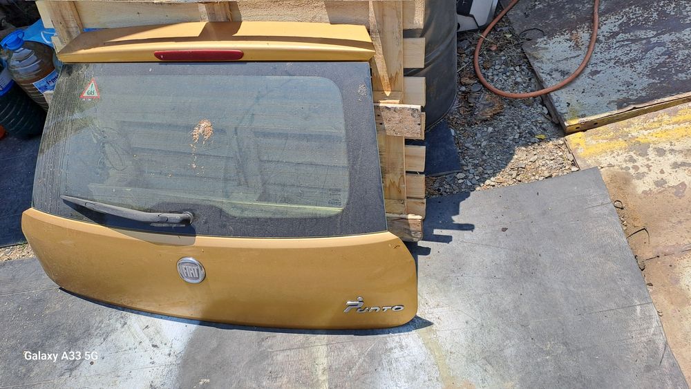 Заден капак  и стъкло за Фиат Гранде Пунто