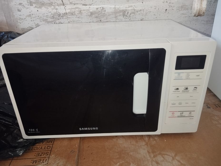 Микроволновая печь.