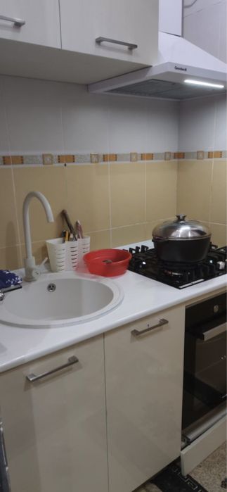 Качественные кухонные гарнетуры