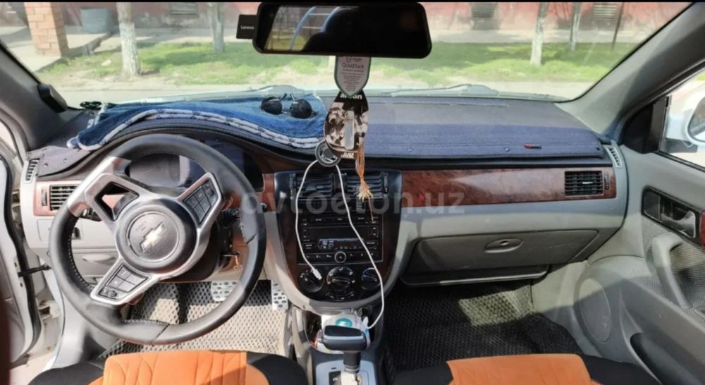 Lasetti, 2009,225-000