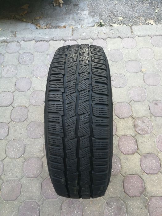 1 бусова зимна гума R17C 215/60 Michelin 109/107T M+S 8PR 96лв. С ДДС