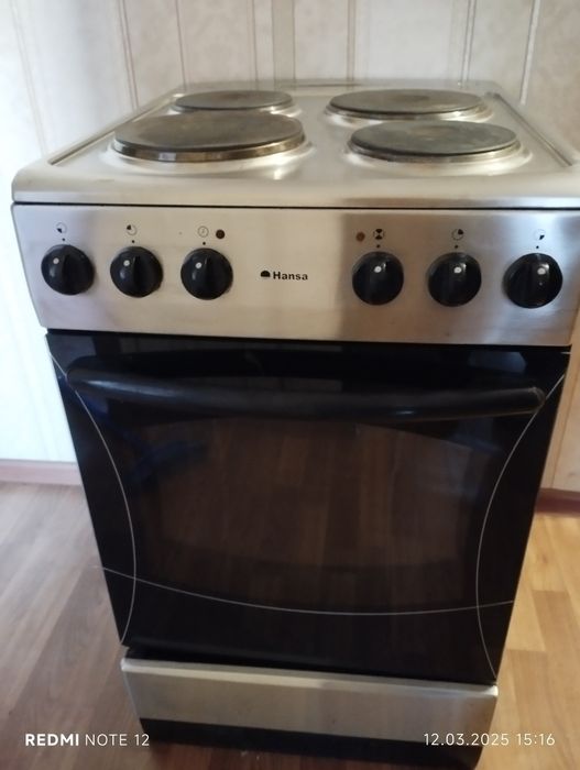 Продам электроплиту Ханса , производство Польша