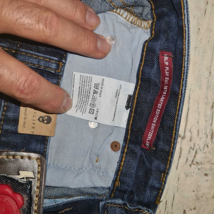 Тотална разпродажба-Унисекс Дънки-PHILIPP PLEIN-от 350 на 250лв.