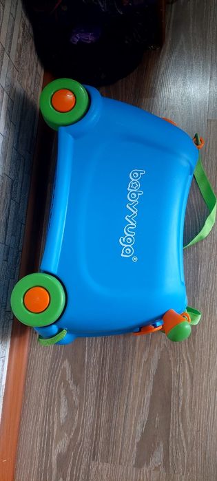 Детский дорожный чемодан