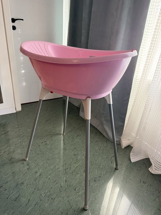 Вана със стойка за къпане на бебета с вграден тернометър