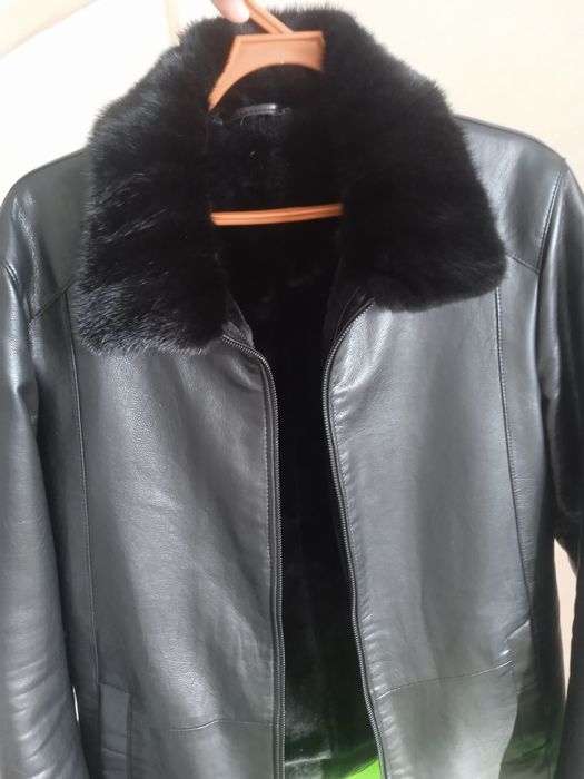 Продам Кожаную куртку