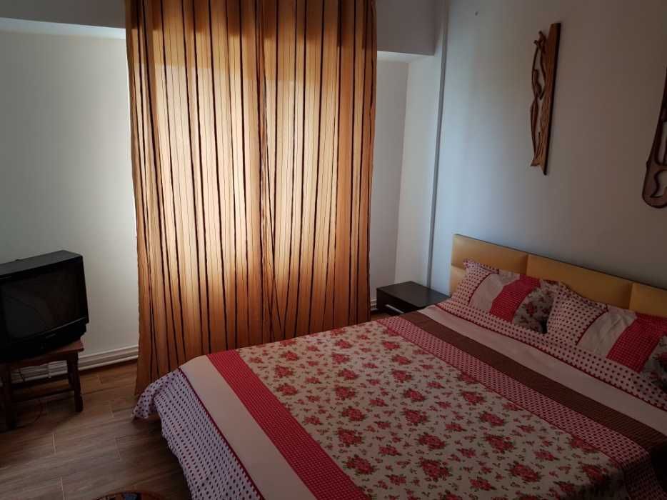 Inchiriez Apartament 2 camere langa Delfinariu in Constanta - An universitar 400 euro cuplu