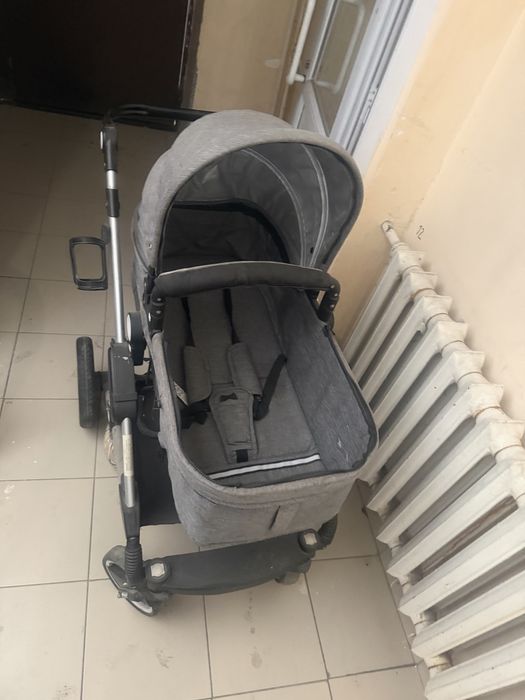 Коляска 2 в 1 б/у продаётся