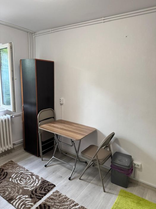 Garsoniera de inchiriat