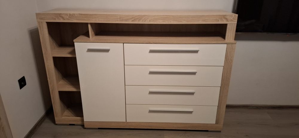 Vand mobila de dormitor naturlich