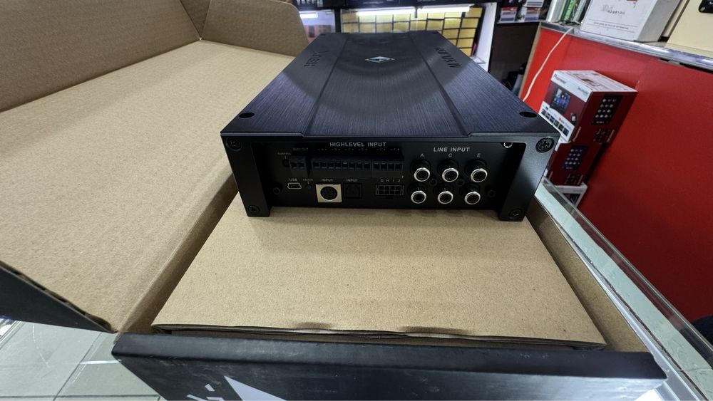 helix M SIX DSP 6 ch amplifier 10 dsp