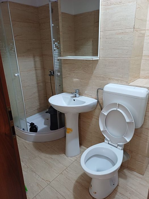 Apartament 2 dormitoare, zona Stadion, etaj 1, de închiriat