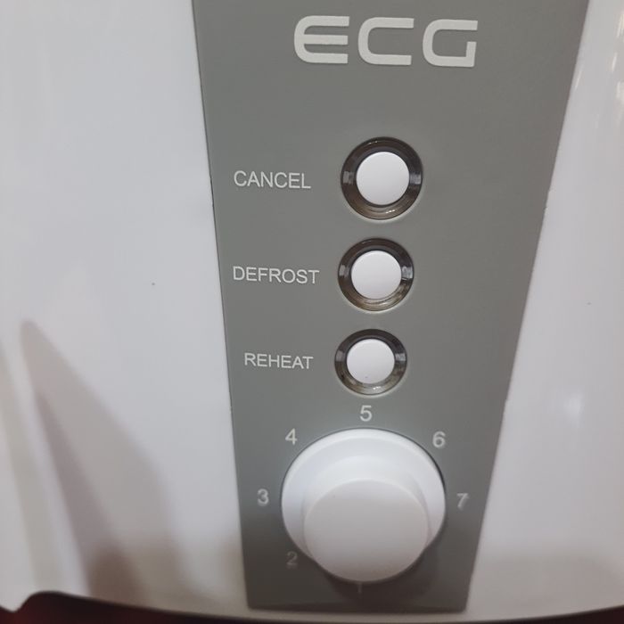 Prajitor de paine, 800W, 2 felii