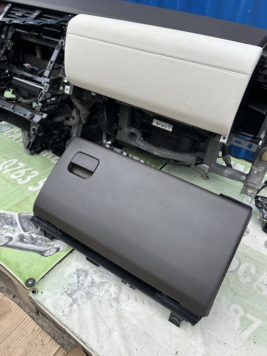 Torpedou Land Rover Discovery 5  L462 2017
