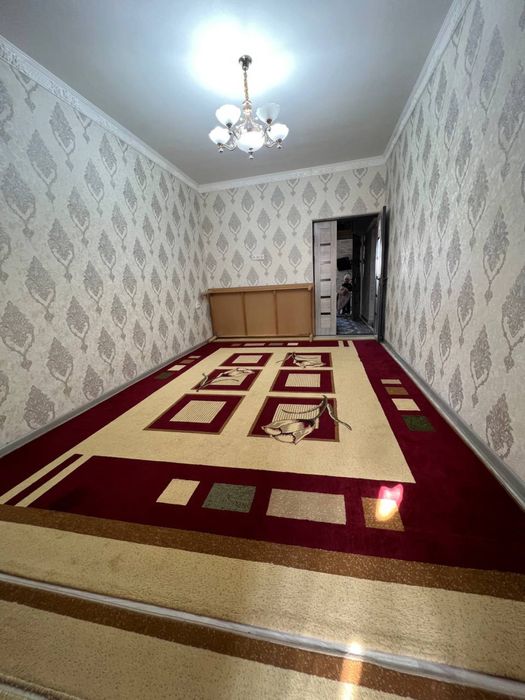 Gilam sotiladi yaxshi holatda