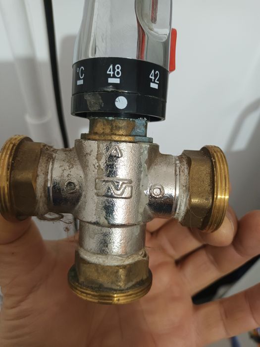 Tripla valva reglat temperatura panou solar si pompa presiune