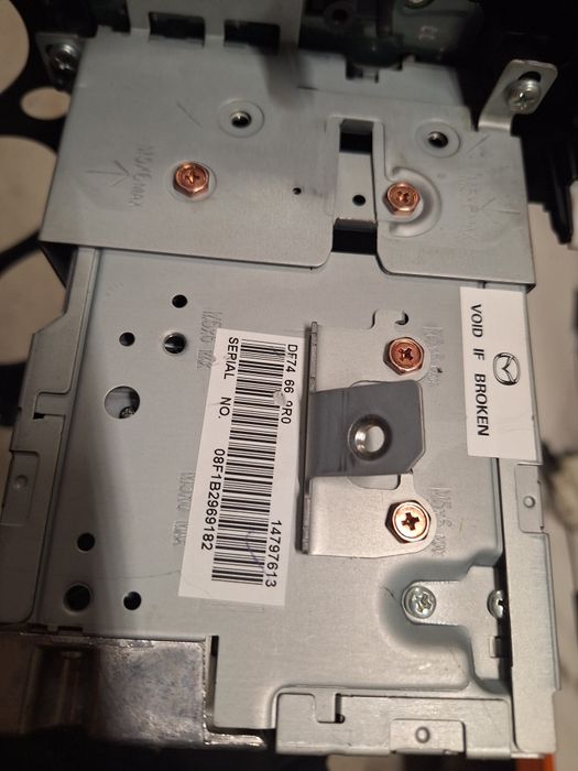 CD - Radio - Aux -  music - player Mazda 2/ Сд-радио музика Мазда 2