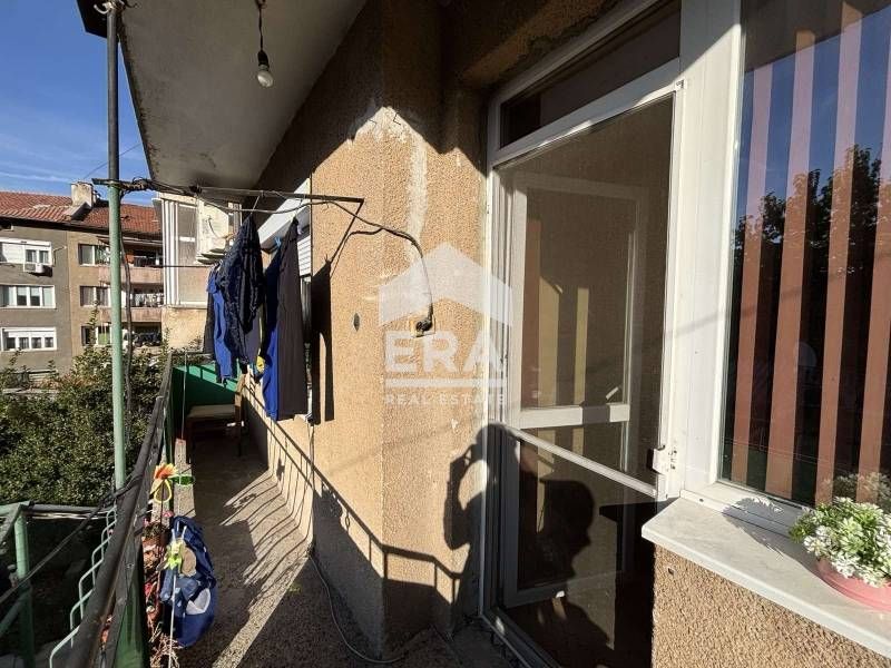 Продава се Етаж от къща в Хасково, Училищни - 260 кв.м за 326 €/кв.м - Снимка #1